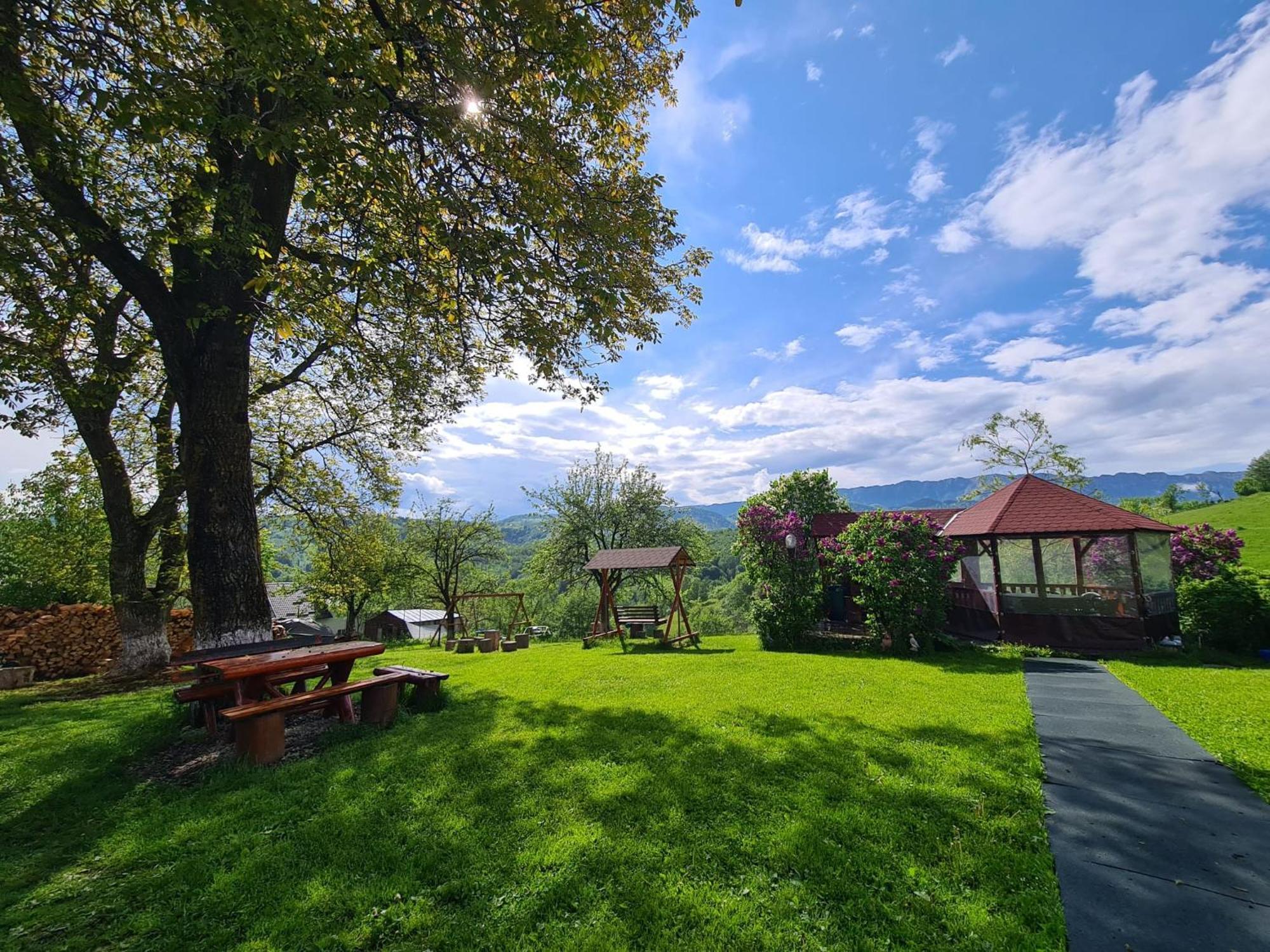 Nona Highland Home โมเอเชอ เด จอส ภายนอก รูปภาพ